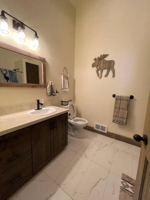 3505 Joseph Dr Cabin With Breathtaking Views, 30 Miles To Yellowstone アイランド・パーク エクステリア 写真