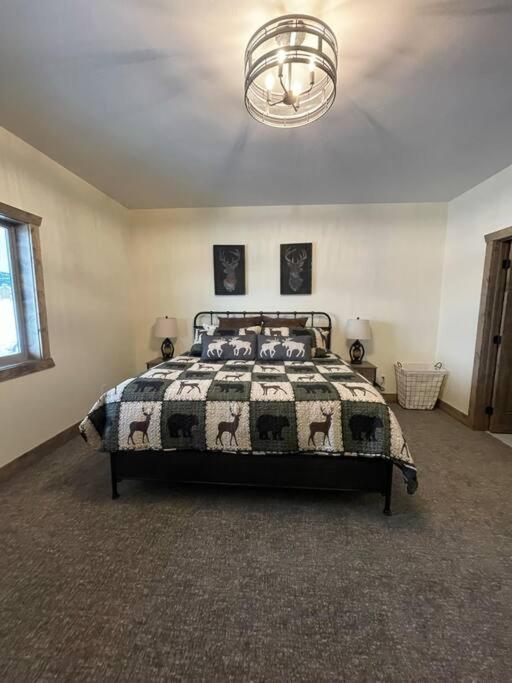3505 Joseph Dr Cabin With Breathtaking Views, 30 Miles To Yellowstone アイランド・パーク エクステリア 写真