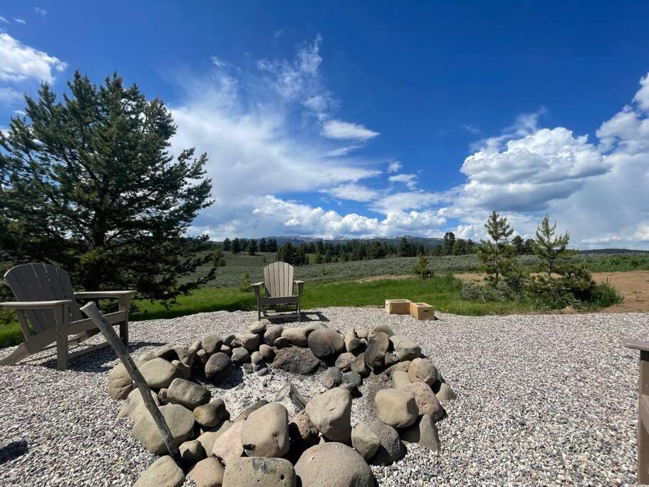 3505 Joseph Dr Cabin With Breathtaking Views, 30 Miles To Yellowstone アイランド・パーク エクステリア 写真