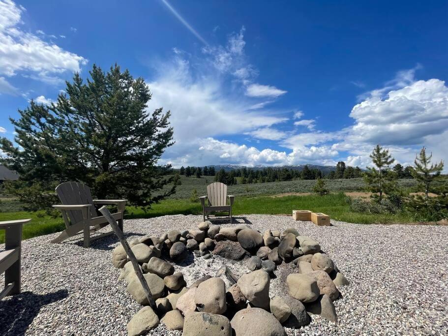 3505 Joseph Dr Cabin With Breathtaking Views, 30 Miles To Yellowstone アイランド・パーク エクステリア 写真
